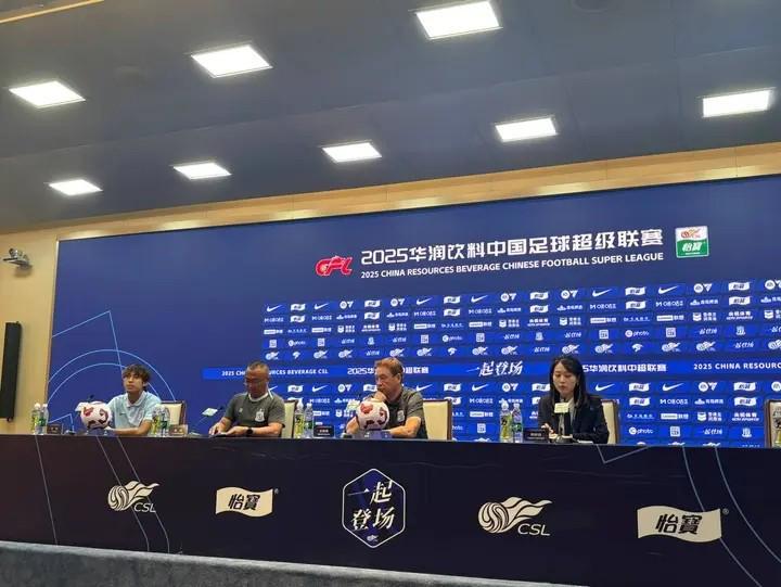 ipad版-斯卢茨基:李可和吴曦已正常训练;我们会用整体去限制瓦科