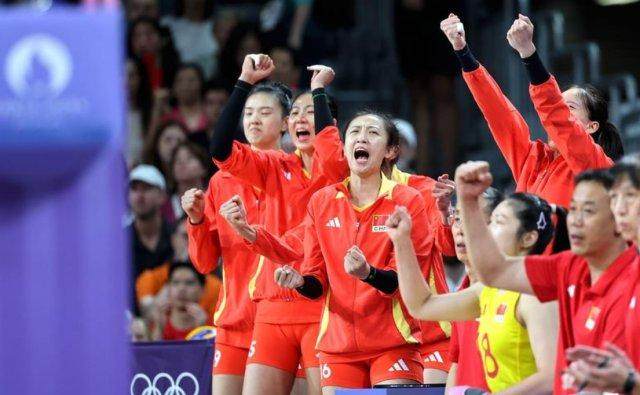 九游手机版-【早报】提气，女排力克美国！遗憾，体操错失金牌！