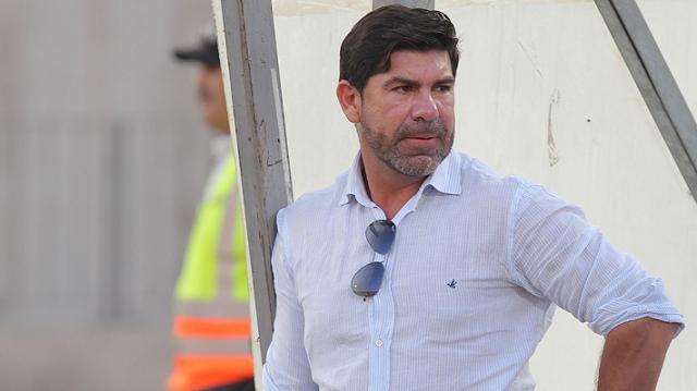 安卓版-【人物】25年前，那个征服温布利的智利杀手